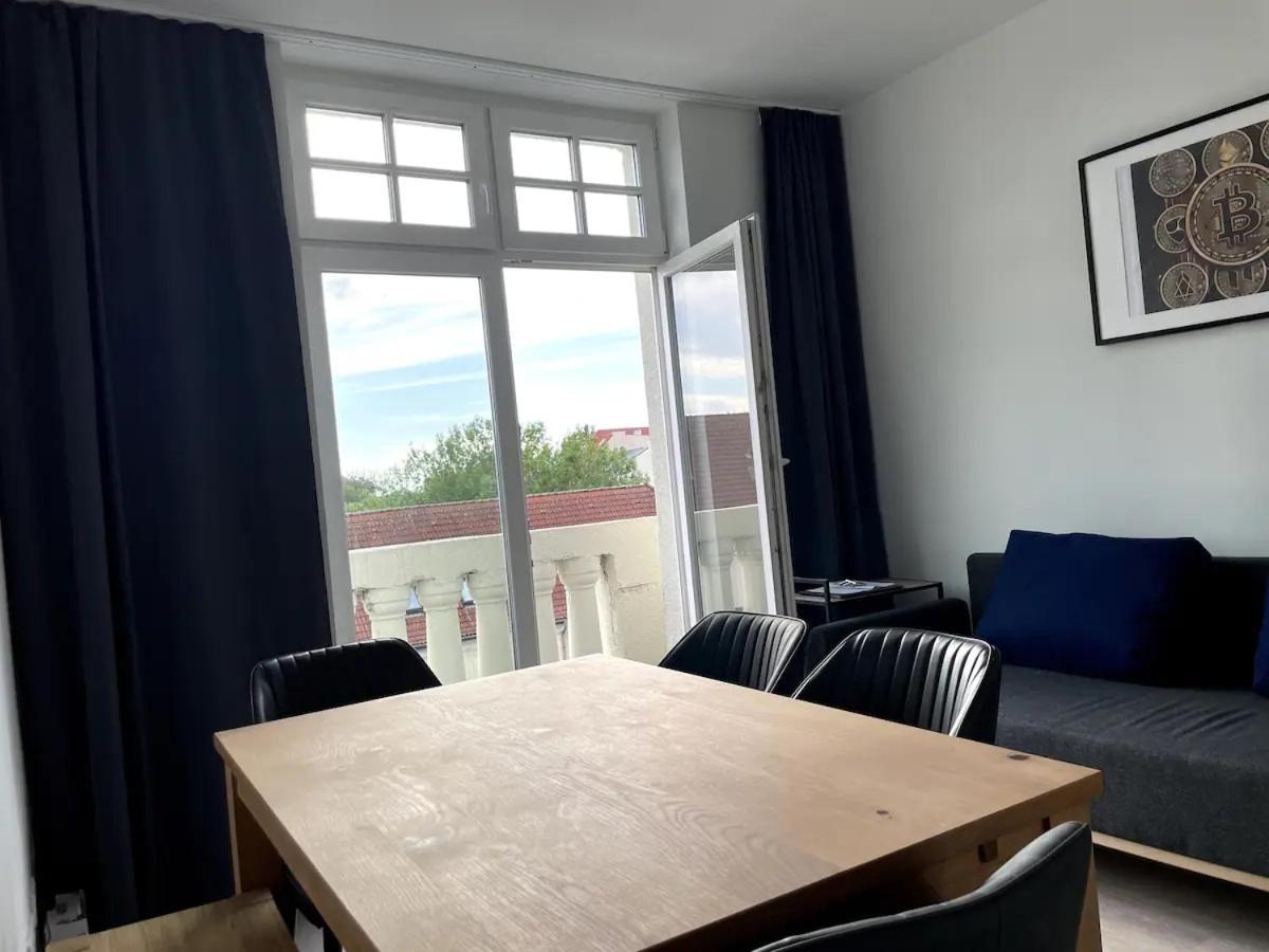 Jaybnb - Gaming Apartment Ps5 65 Zoll 4K Tv Wohnung Mit Balkon ดอร์ทมุนด์ ภายนอก รูปภาพ
